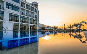 Mc Palace Hotel Spa & Convention